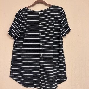 Pink clover striped top. Buttons down back. XXL